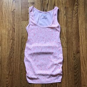 MATERNITY • OLD NAVY tank
